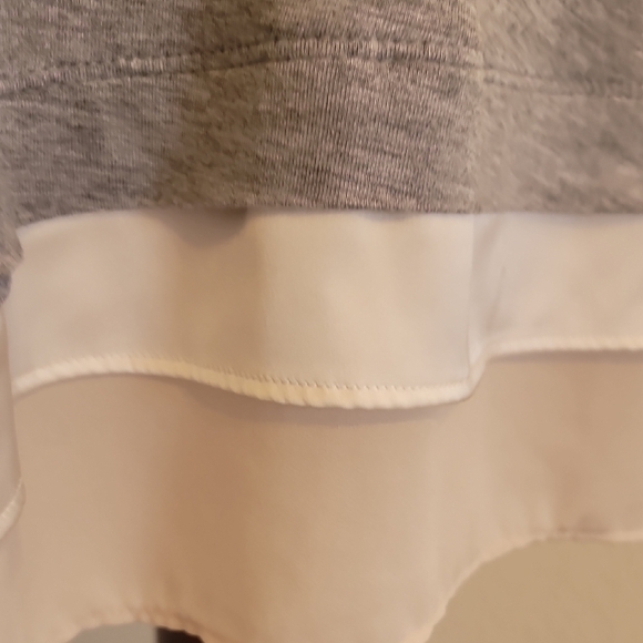 White House Black Market Light Gray Long Sleeve Top - Picture 4 of 5